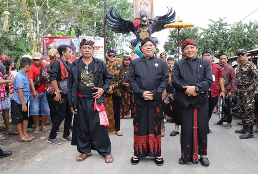 Kirab Tumpeng Agung Nusantara 2026 Jadi Momentum Promosi Budaya Kabupaten Blitar Kirab Tumpeng Agung Nusantara 2026 Jadi Momentum Promosi Budaya Kabupaten Blitar