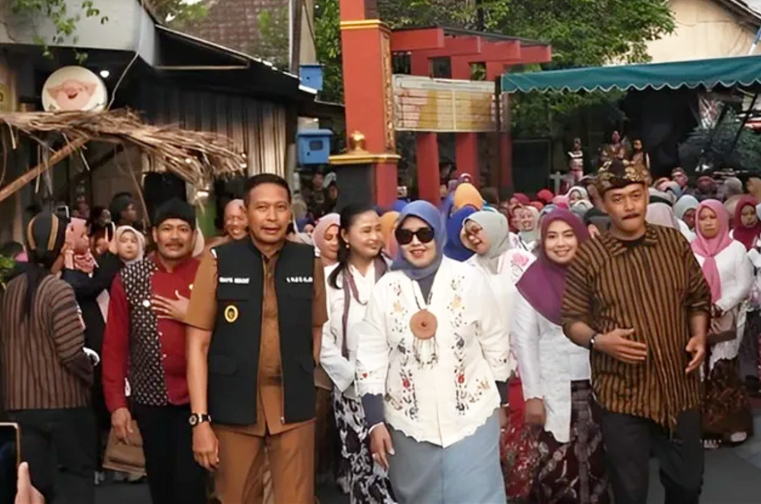 Festival Genitri Tempo Doeloe Hadirkan Budaya Lokal dan Dorong Pertumbuhan UMKM Malang Festival Genitri Tempo Doeloe Hadirkan Budaya Lokal dan Dorong Pertumbuhan UMKM Malang