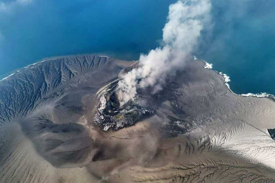Kemenkes Perkuat Pemantauan Kualitas Udara Pascaerupsi Anak Krakatau Kemenkes Perkuat Pemantauan Kualitas Udara Pascaerupsi Anak Krakatau