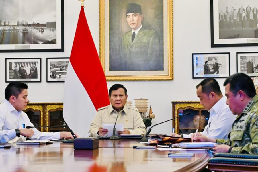 Prabowo Minta Korporasi Terbukti Terlibat Karhutla Ditindak Tegas Prabowo Minta Korporasi Terbukti Terlibat Karhutla Ditindak Tegas
