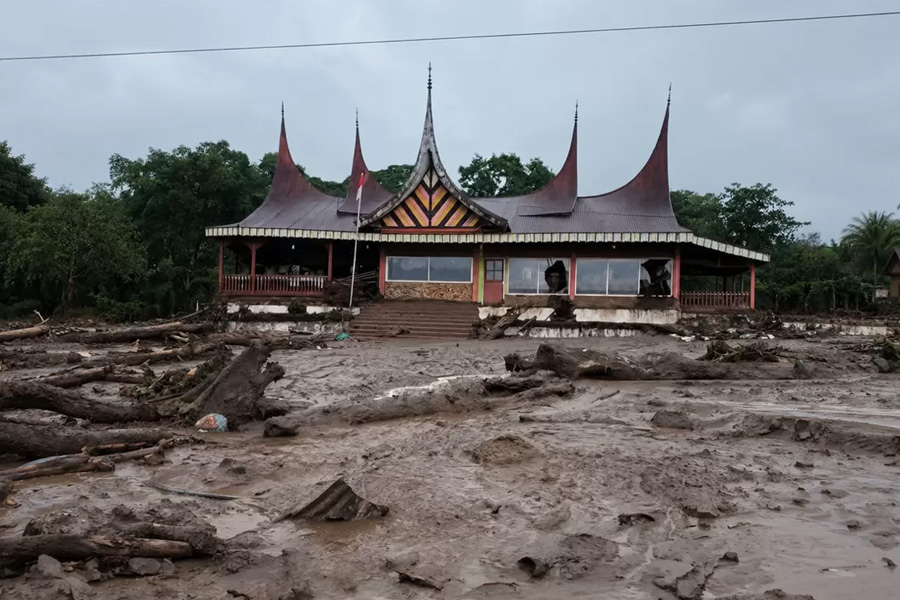 Galodo Terjang Kompleks Perkantoran Pemkab Solok, Jalur Padang-Solok Lumpuh
