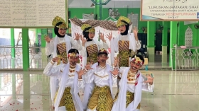 Siswa MTsN 29 Jakarta Timur Tampilkan Tari Si Pengabdi Sarat Pesan Moral