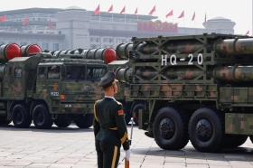 China Bantah Laporan Akan Kirim 400 Peluncur Rudal ke Iran