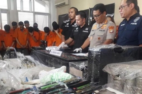 Polisi Bongkar Tiga Klandestin Produksi Vape Etomidate Senilai Rp145 Miliar